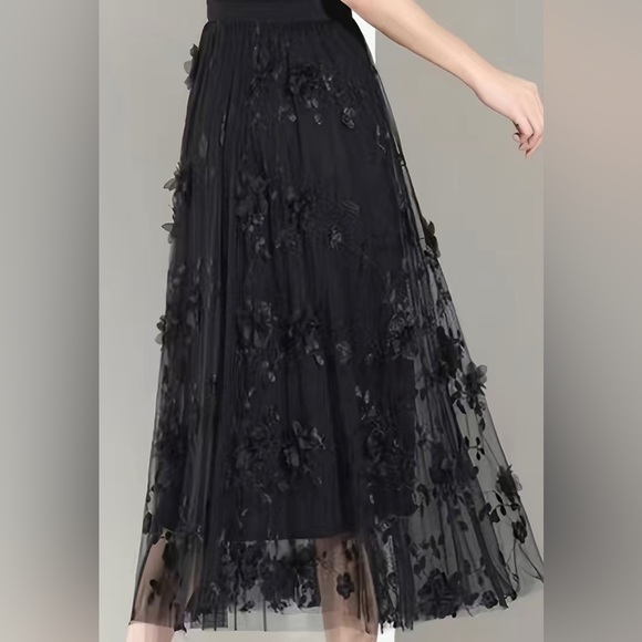 Jane Chic Designs Hampton Floral Skirt - Picture 2 of 8